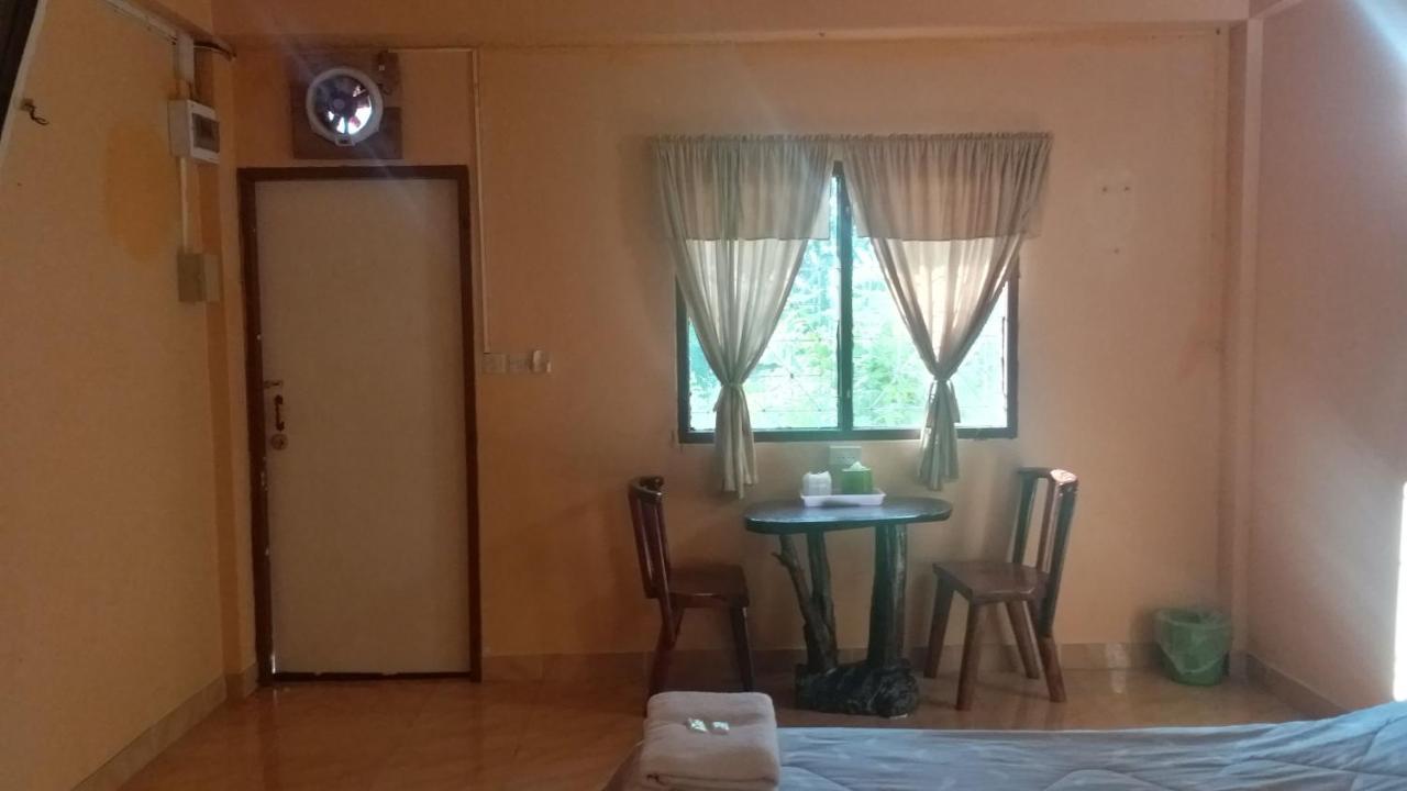 The 99 Inn Hotel Pak Chong Extérieur photo