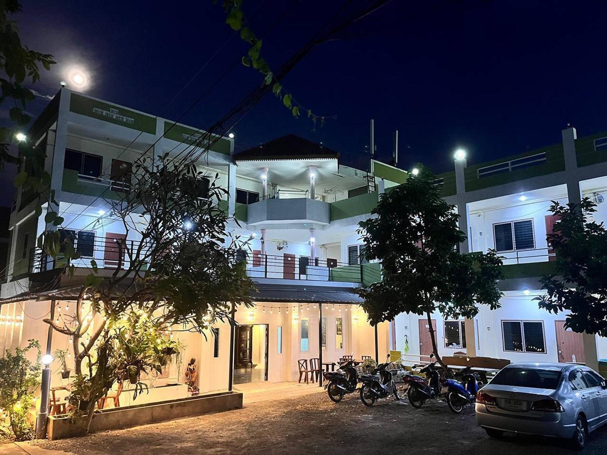 The 99 Inn Hotel Pak Chong Extérieur photo